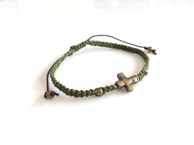 camu green bracelet